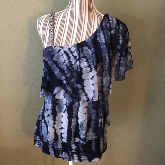 Gorgeous top by INC